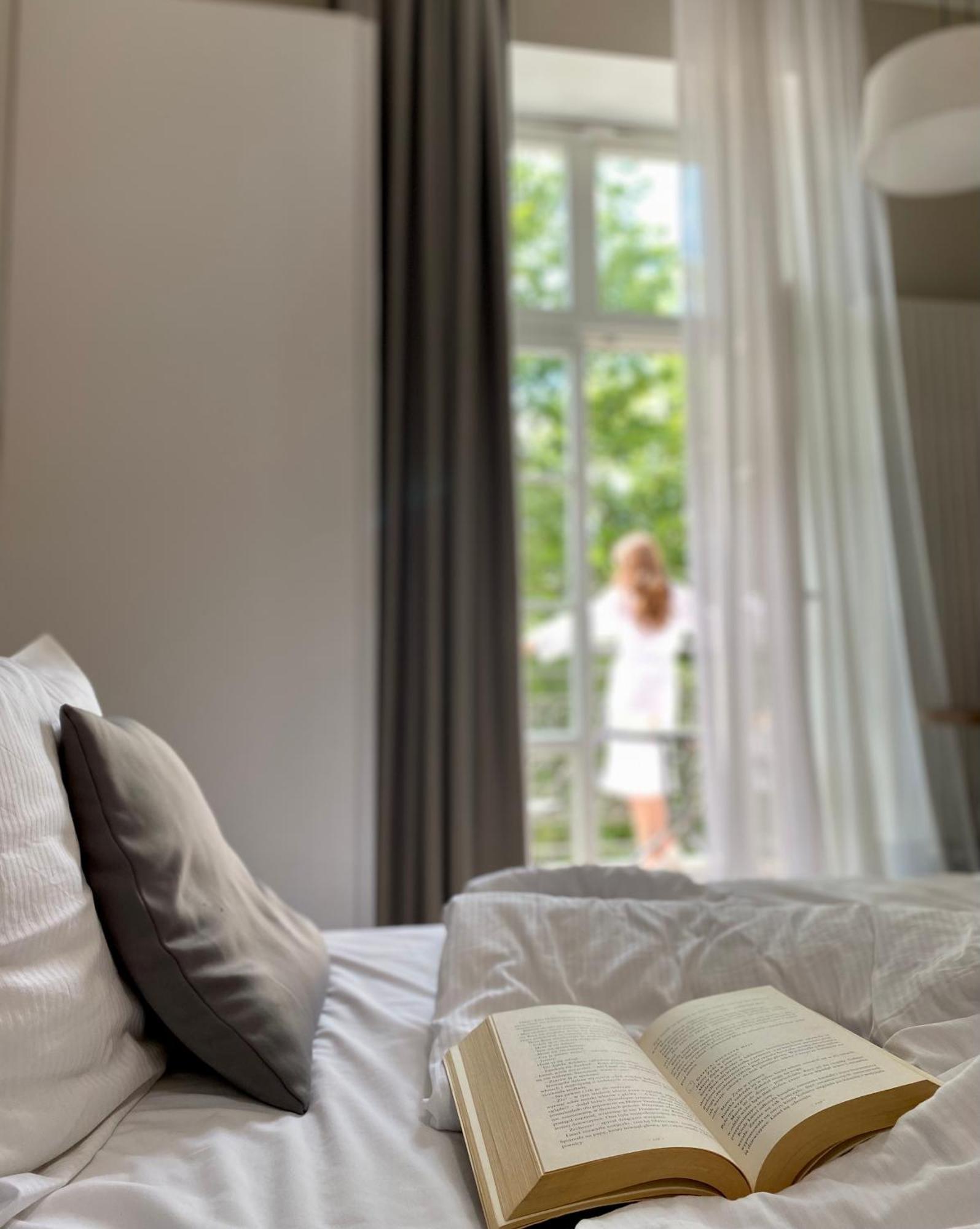 Joyinn Aparthotel ヴロツワフ エクステリア 写真