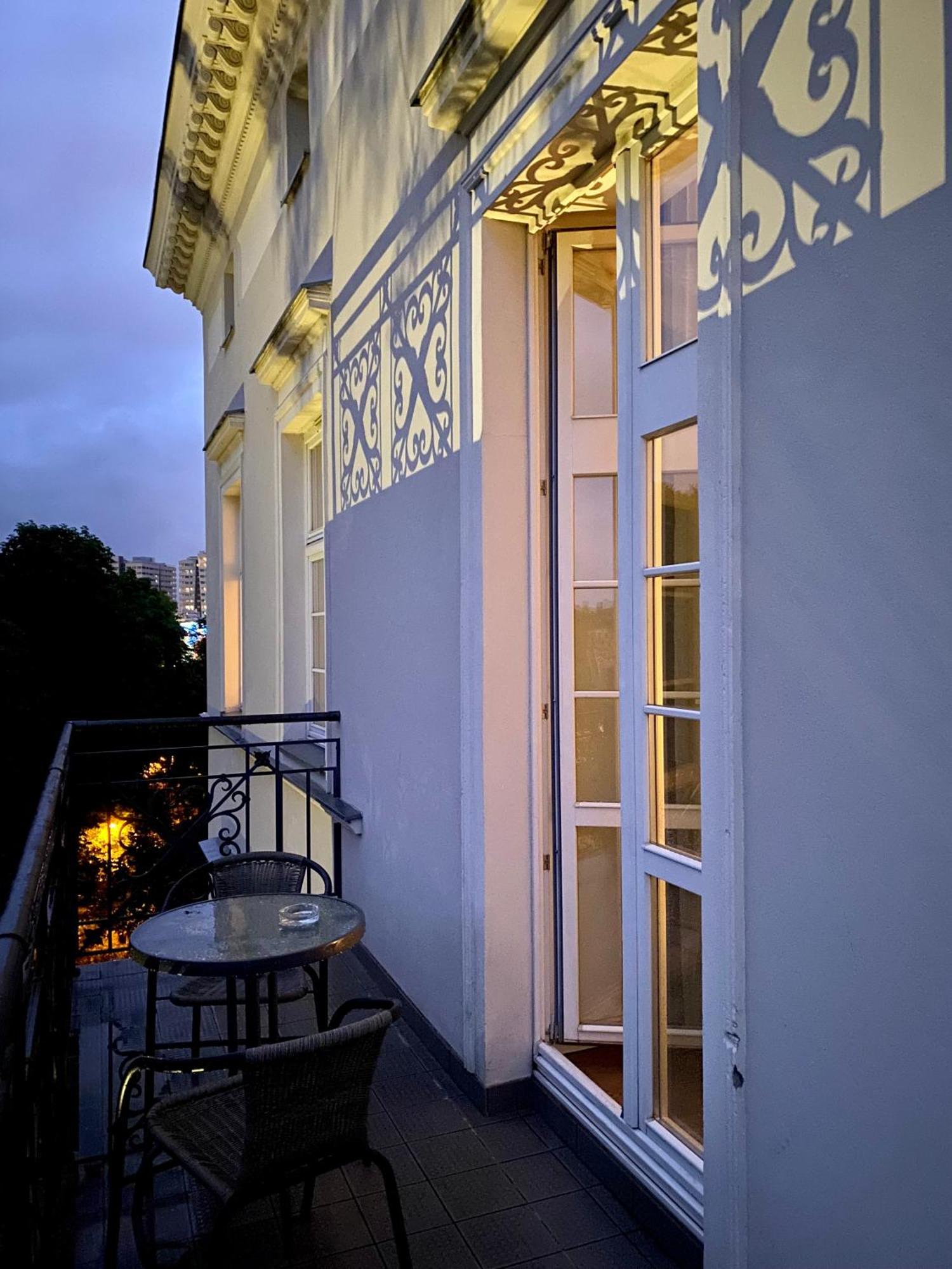 Joyinn Aparthotel ヴロツワフ エクステリア 写真